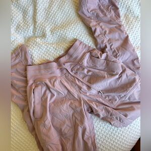 LULULEMON DANCE STUDIO JOGGER